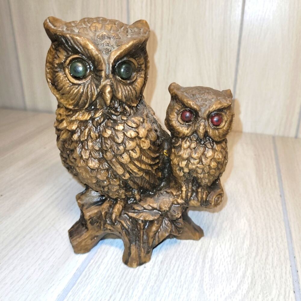 Vintage Perched Pair Of Owl Figurines Retro Mom And Baby 7" Porcelain/Ceramic